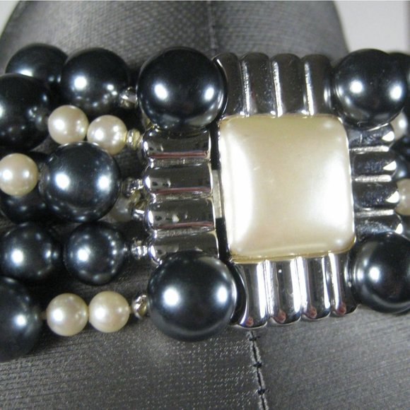 Imitation Pearl Necklace 20 Inch Silvertone Collar Beaded Statement Multi-Stran - Picture 11 of 11